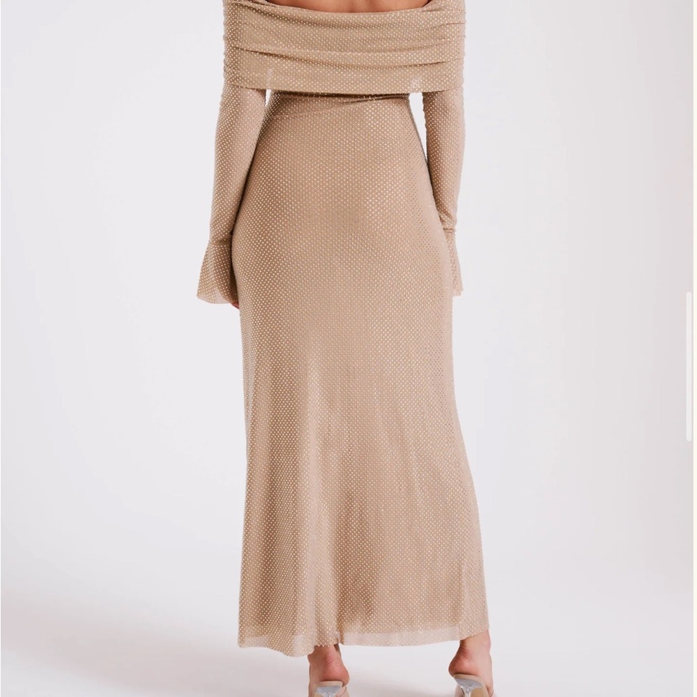Meshki Sparkle Nude Off-Shoulder Long Sleeve Gown - Picture 5 of 7
